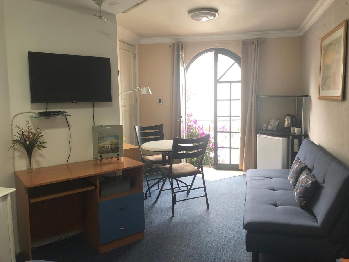 Amplia Habitacion Tipo Ejecutiva Con Bano Y Acceso Privados 托卢卡 外观 照片