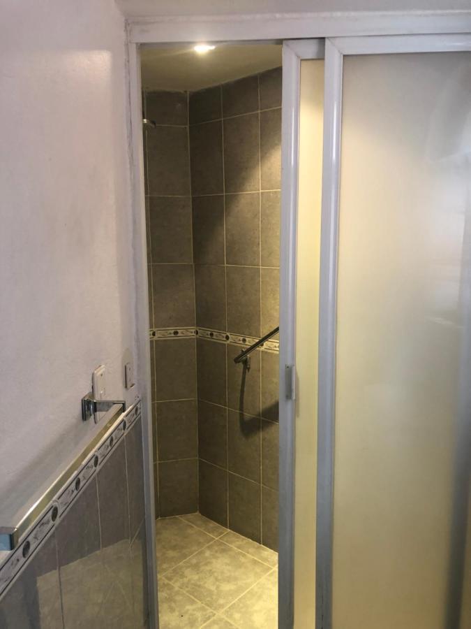 Amplia Habitacion Tipo Ejecutiva Con Bano Y Acceso Privados 托卢卡 外观 照片